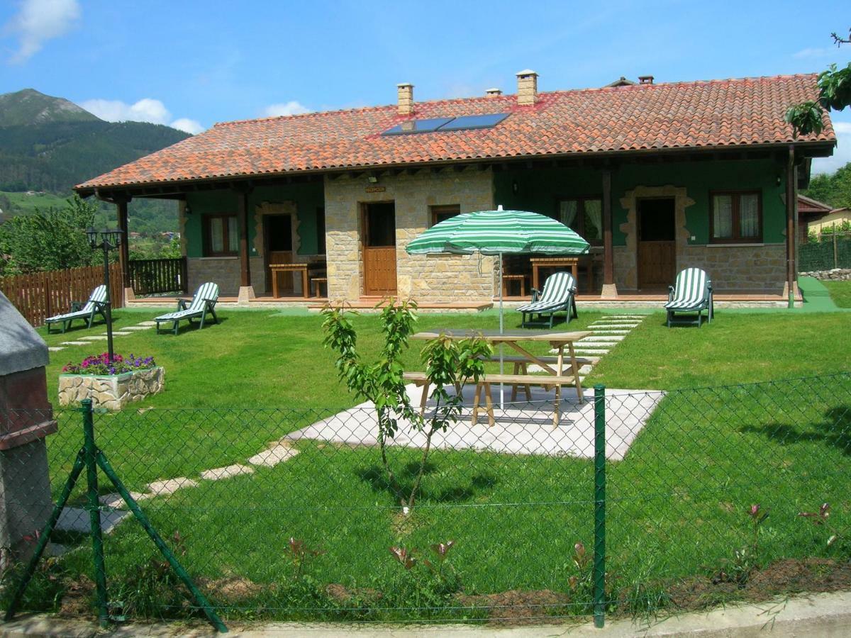 Coviellador Cangas De Onis Guest House Exterior foto